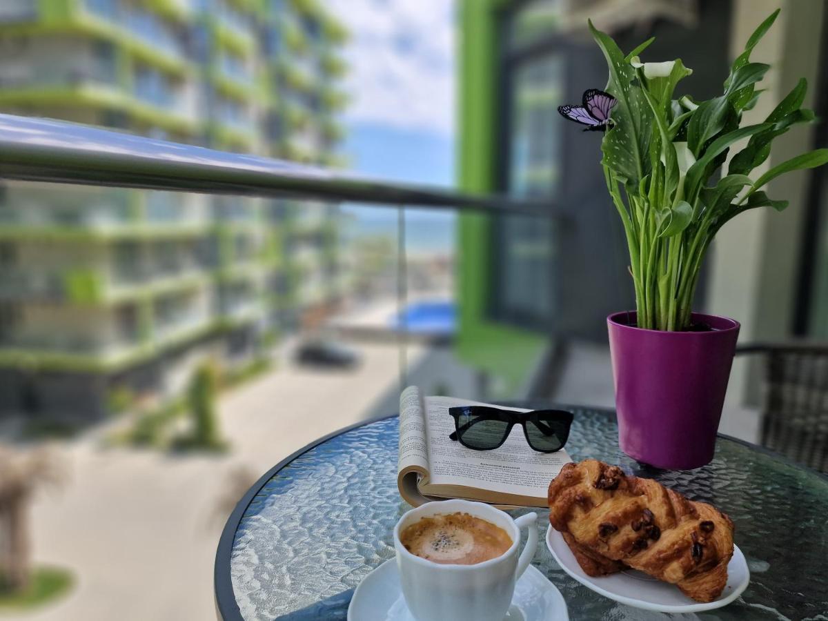 Sole Aparthotel Pool & Spa Mamaia Nord Navodari Exterior photo