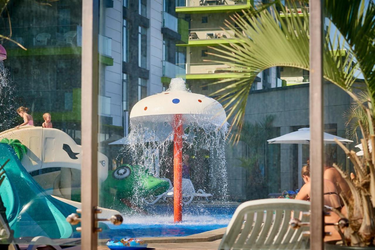 Sole Aparthotel Pool & Spa Mamaia Nord Navodari Exterior photo