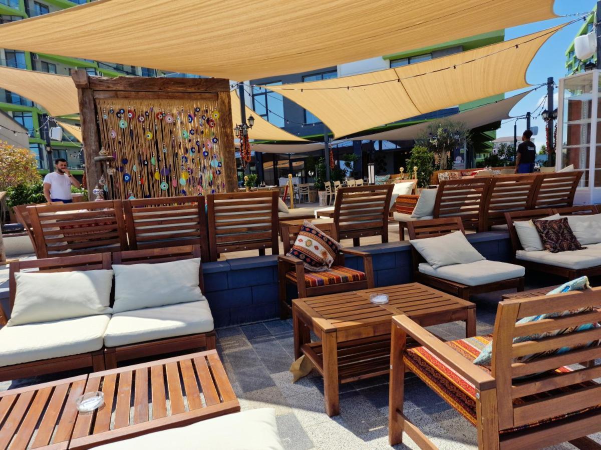 Sole Aparthotel Pool & Spa Mamaia Nord Navodari Exterior photo